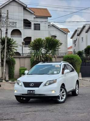 A picture of Kinzzy Dominic 08109018982 21 500 000 Refer and earn FOREIGN