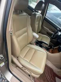 A picture of 2022 duty Honda EOD v6 Car is toks standard with