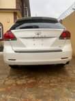 A picture of Ok so this is a 2013 Toyota venza xle Full