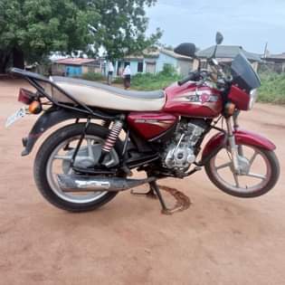 A picture of Boxer CC 15 inauzwa aina changamoto yoyote kuwasha nakuondoka