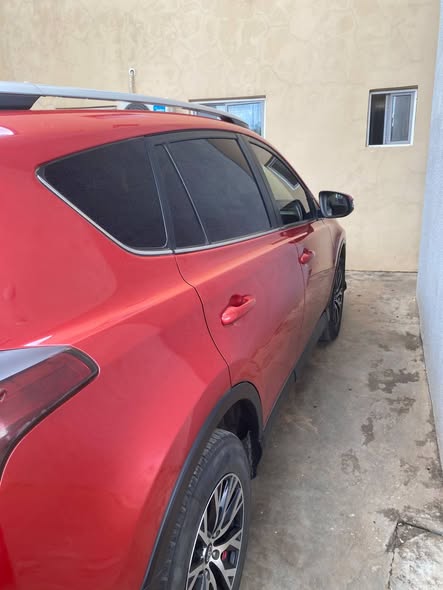 A picture of 2018 Rav4