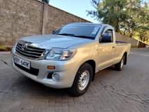 A picture of TOYOTA HILUX SINGLE CAB