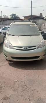 A picture of 2008 Foreign Used Toyota Sienna LE available for sale at