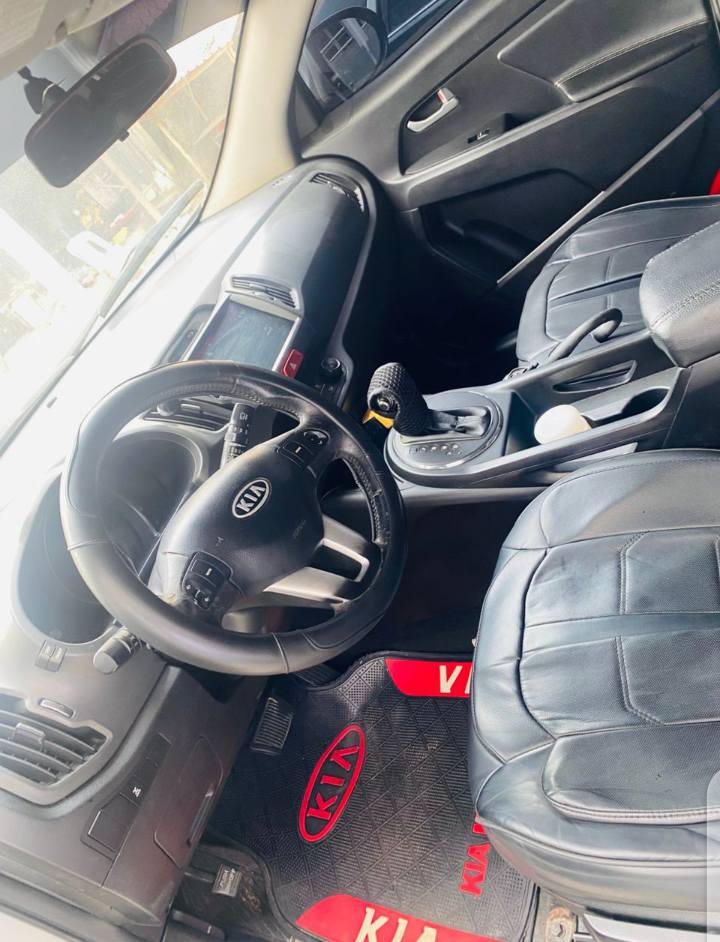 A picture of KIA SPORTAGE 2016 MODEL