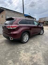 A picture of 2015 Toyota 2015 Toyota highlander le Toyota highlander