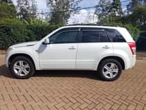 suzuki escudo