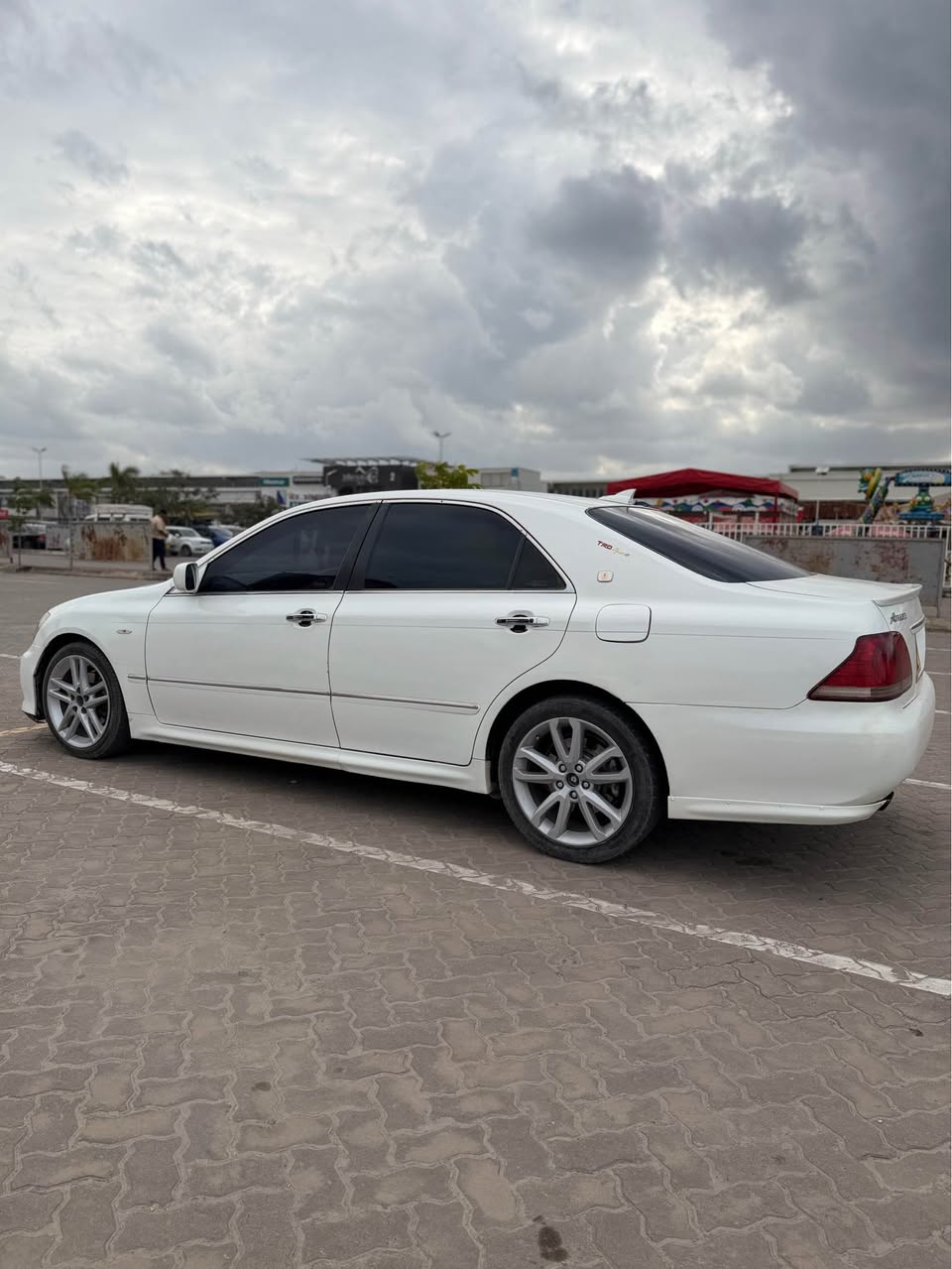 A picture of TOYOTA CROWN ATHLETE YEAR 2005 ENGINE 4GR CC 2 490