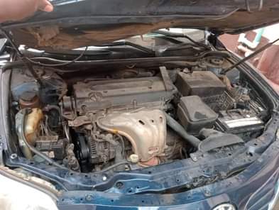 A picture of Clean 2008 Toyota Engine Gear and AC perfect With Thumb