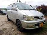 A picture of Narengesha noah sr40 kali sanaaa haijawahi kuludiwa rangi ml 9