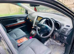 A picture of TOYOTA HARRIER