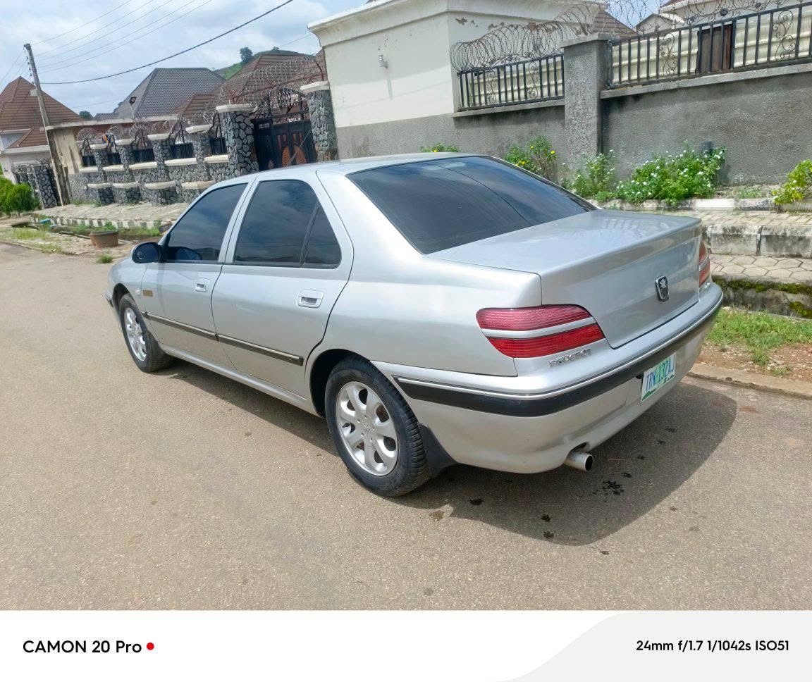 A picture of Peugeot 406 for sale good condition