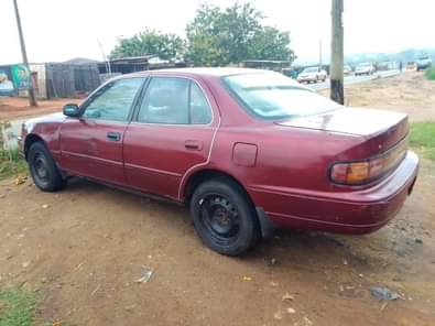 A picture of Clean Nigerian Used Toyota Camry Orobo Repainted on first body