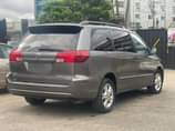 A picture of Foreign Used 2005 Toyota Sienna