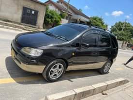 A picture of Toyota spacio nyingine iyo B Kali sana Unawasha na kuondoka