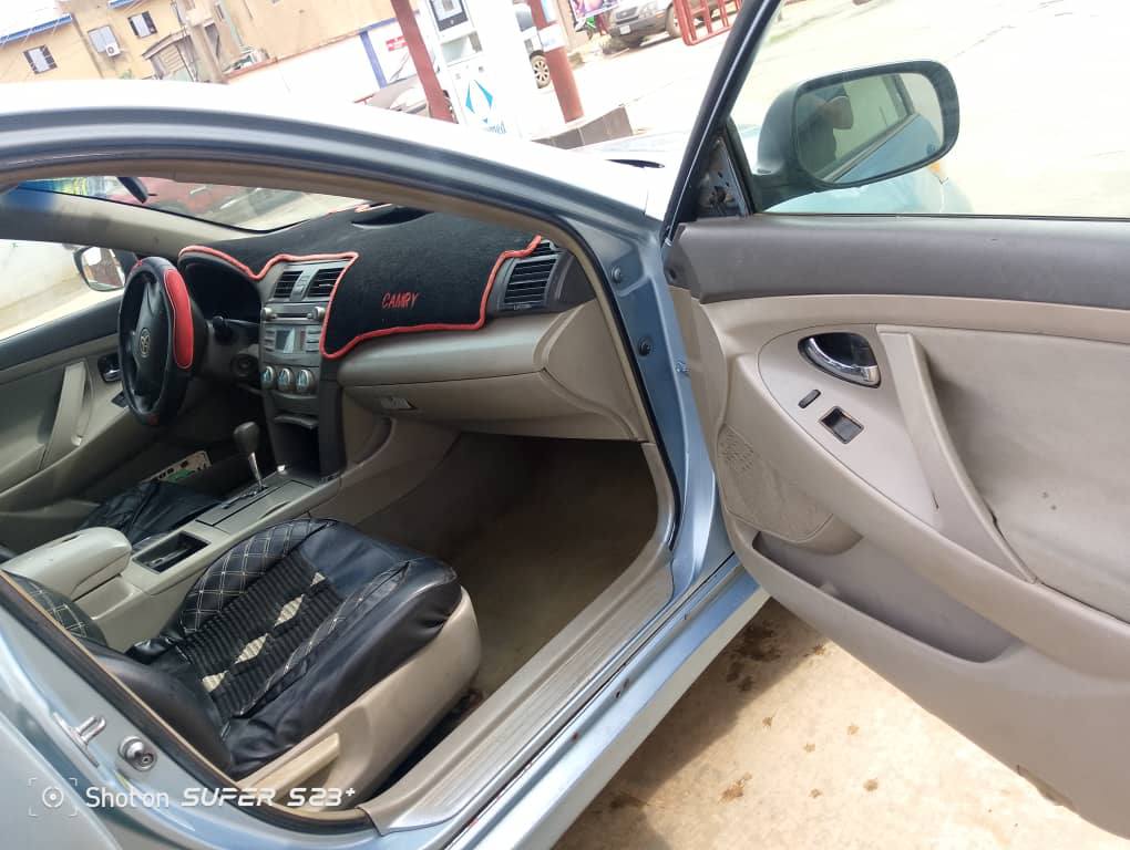 A picture of TOYOTA CAMRY LE 2008 MODEL