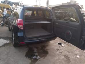 A picture of Toyota RAV 4 Limited 2008 Color Black Tokunbo standard First