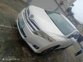 A picture of 2010 TOYOTA Venza