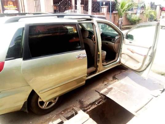 A picture of 2006 Toyota Sienna