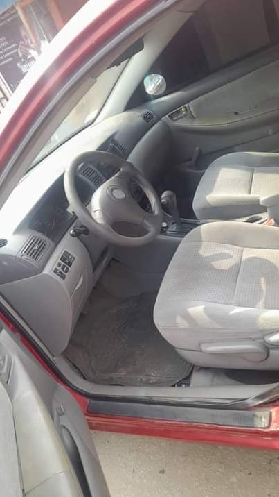 A picture of Few months registered 2007 corolla LE Pure first body Untempered