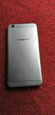 A picture of Oppo f1s with 32gb 3gn ram cracked