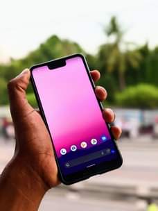 A picture of Google pixel 3xl gb 128 ram 4