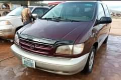 A picture of Toyota Sienna 2001 Engine and Gear ok Ac needs attention