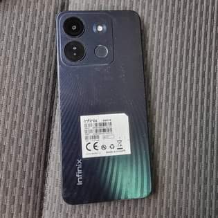 A picture of Inifinix smart 7 hd