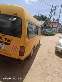 A picture of Nissan caravan iyo unawasha unaondoka Injin diesel Gia manyu 0672032056