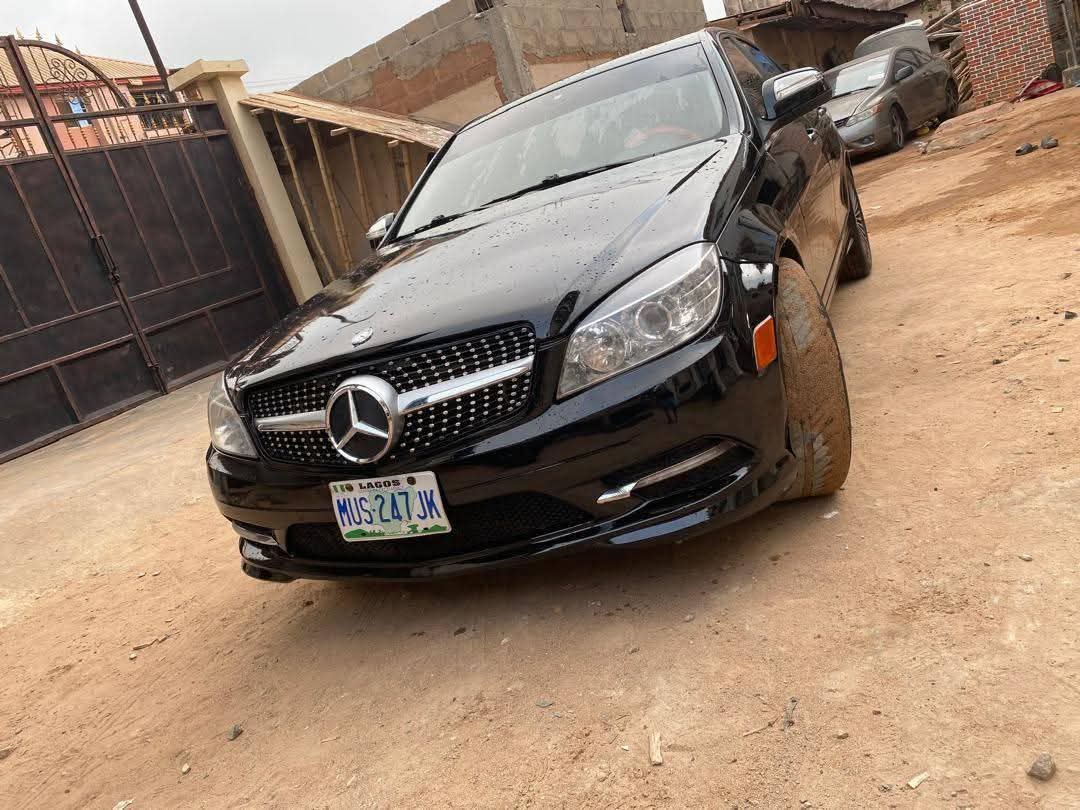 A picture of Mercedes