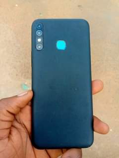 A picture of infinix hot 8 storage GB 32 RAM 2