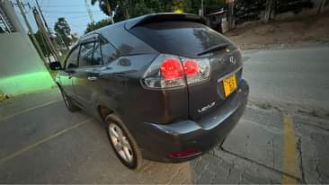 A picture of Toyota Harrier 2007 model for sale