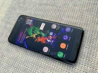 A picture of Black S7edge 280 000