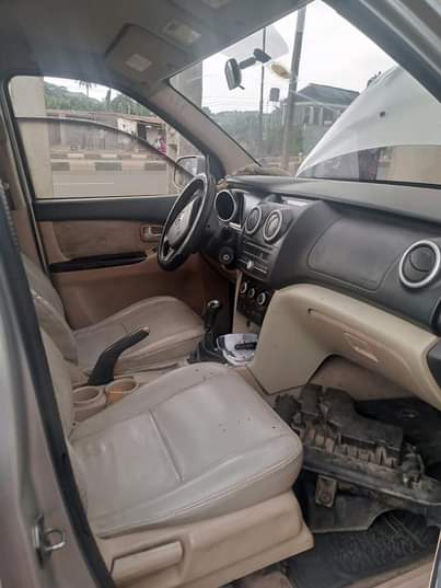 A picture of 2012 CHANGAN HONOR Manual 7 Seater 3 Row seat Spacious