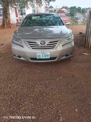 A picture of Yoyota camry model 2009