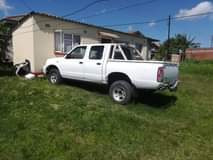 used nissan hardbody