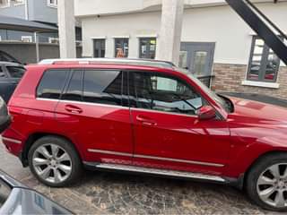 A picture of Pristine clean registered 2010 Mercedes Benz GLK 350.