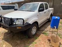 used toyota hilux