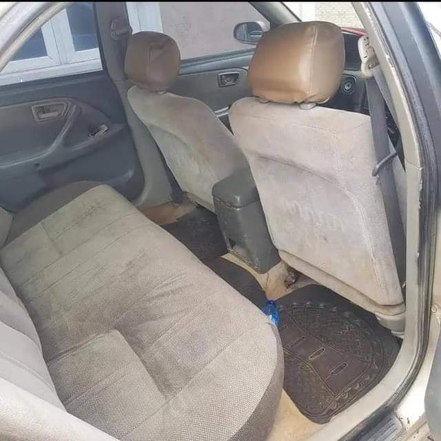 A picture of Toyota Camry Tinylight Engine Gear Ac ok Buy and drive