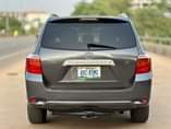 A picture of Registered 2009 Toyota highlander limited with duty N5 5m
