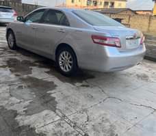 A picture of 2010 Camry XLE Toks standard full option First body nothing