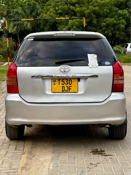 A picture of TOYOTA WISH