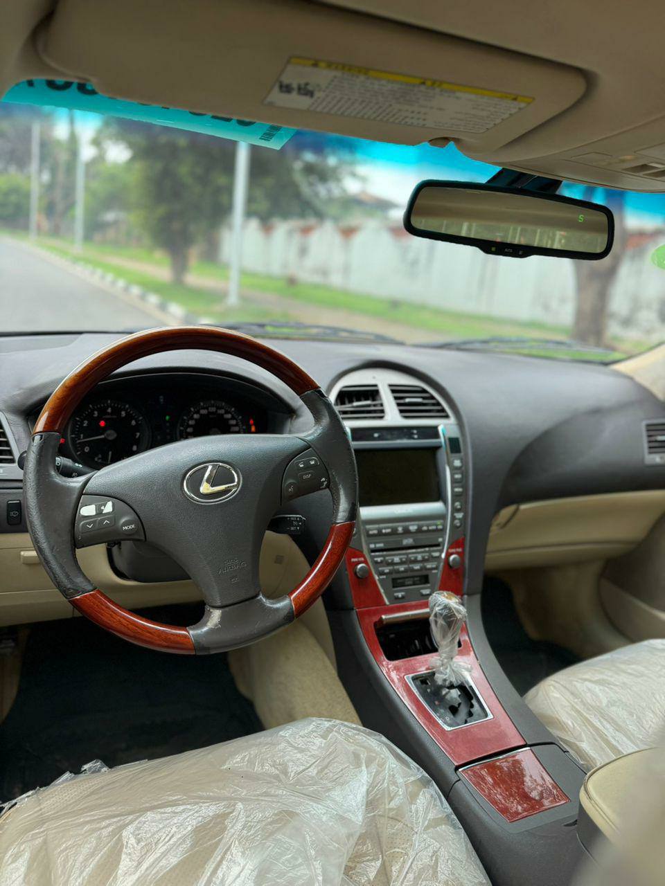 A picture of ES 350 Lexus