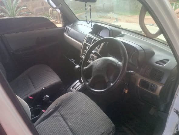 A picture of Mitsubishi GDi O 5 seater in good condition