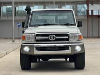 A picture of LANDCRUISER LX STATION WAGON HZJ76