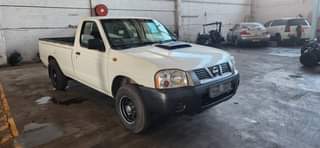 used nissan np300