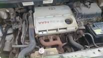 A picture of 2006 Toyota Sienna Xle with bad engine but still drives