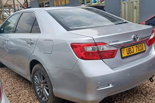A picture of TOYOTA CAMRY UBJ MODEL 2015 CC 2.0VVTI ENGINE PRICE 27M