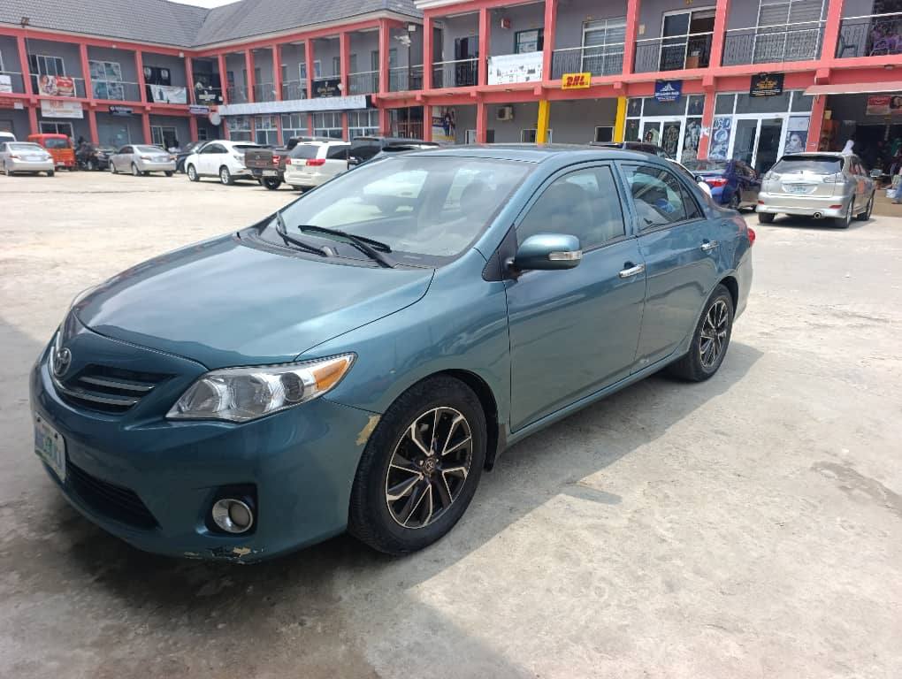 A picture of Toyota Corolla Nigeria used 2009 upgraded to 2012 first user