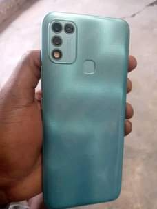 A picture of Infinix hot 10 play