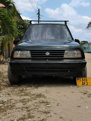 suzuki escudo